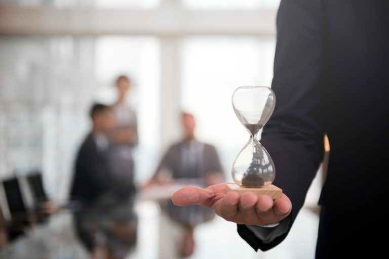 Cómo Dejar de Malgastar el Recurso Más Valioso de Tu Negocio: El Tiempo